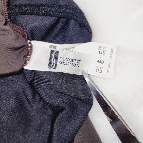 Silhouette Solution Brown 1Piece Swimsuit w/Gold Metallic Detailing size 14D - Picture 6 of 6